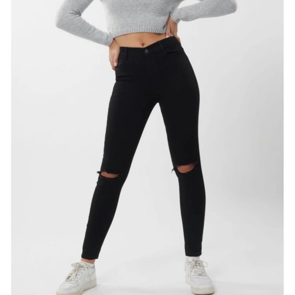 TOPSHOP JAMIE JEANS BLACK SIZE 28